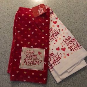 Valentines dish towel set